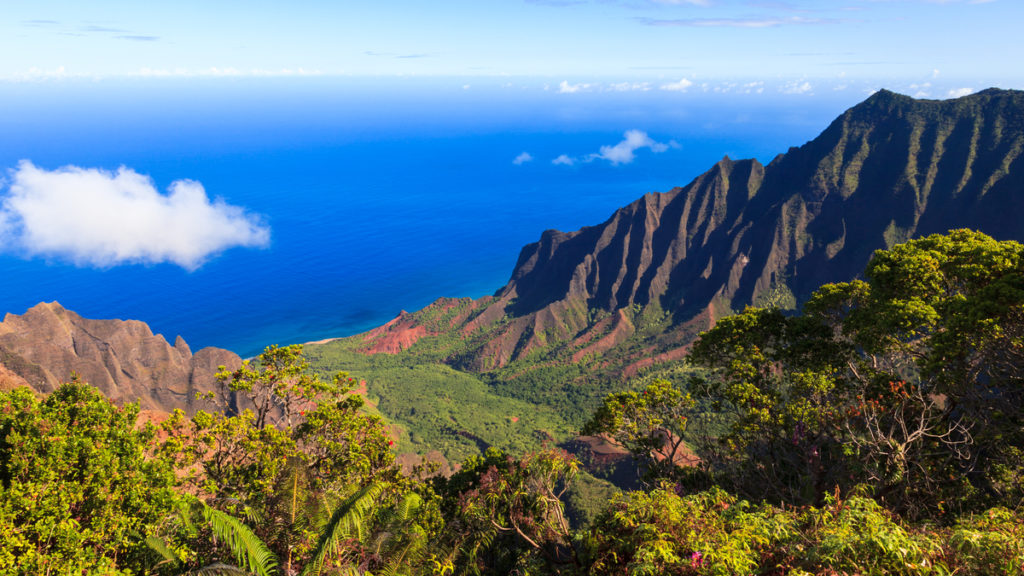 Hawaii mountains in Kauai, similar to the Caribbean St. Lucia Pitons