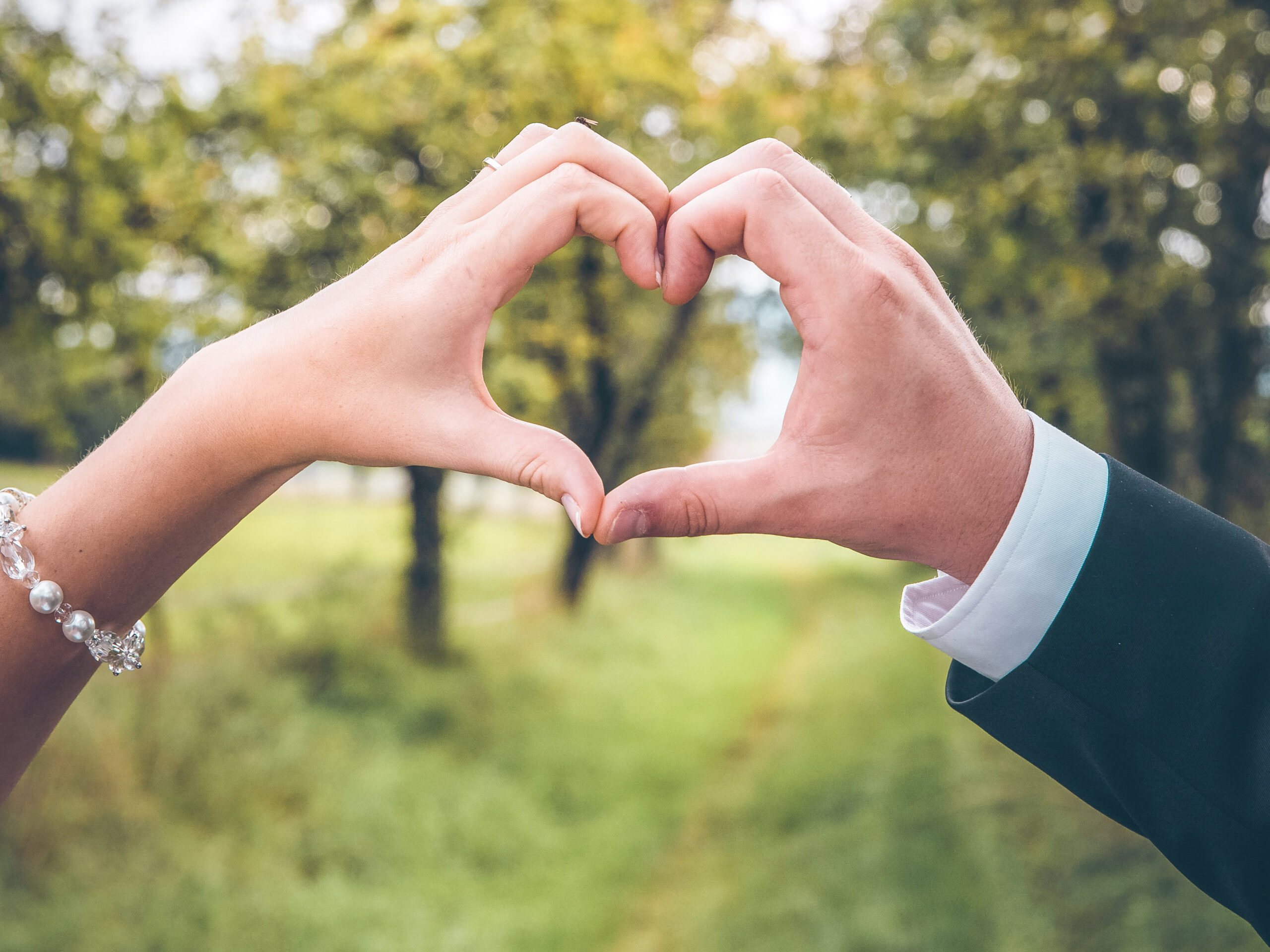 honeymoon travel agent lenexa